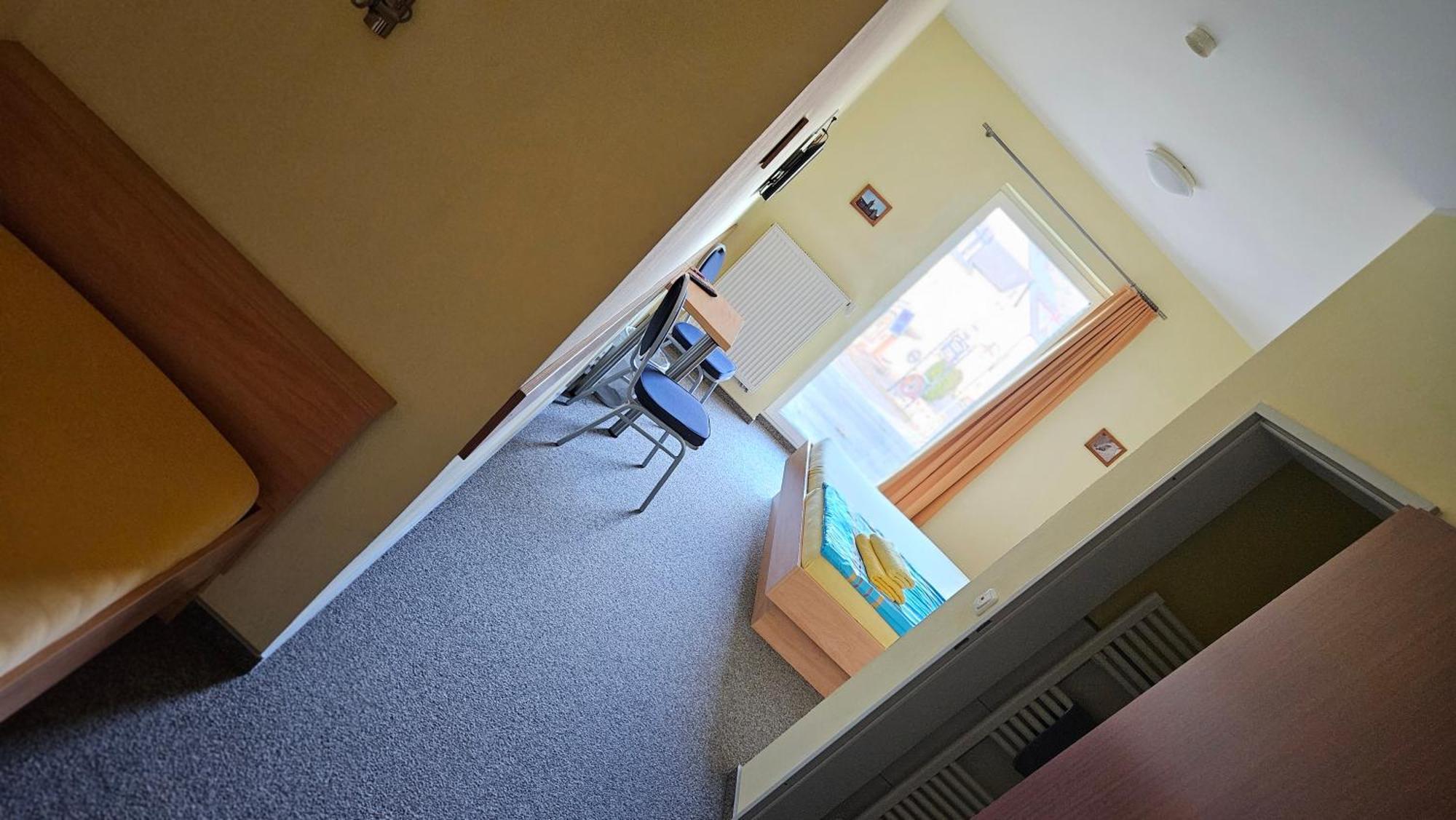 Kenner Treff Hotell Exteriör bild